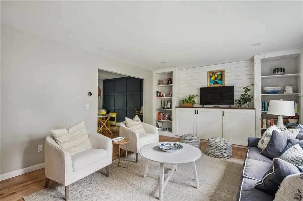 12 Briar Lane Essex Junction VT 05452