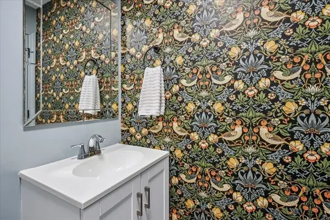 12 Briar Lane Essex Junction VT 05452