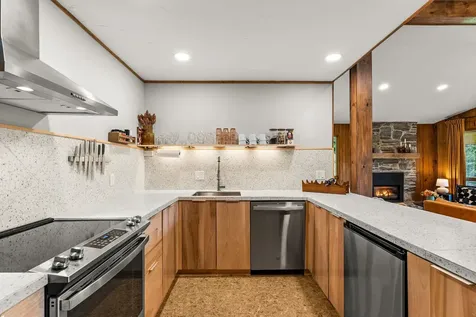 22 Hillside Drive Wilmington VT 05363