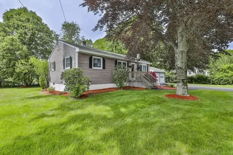 29 Linwood Avenue Salem NH 03079