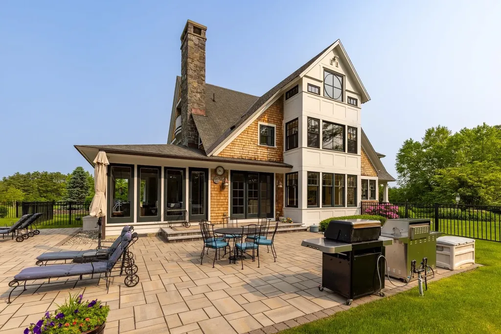 74 Saddle Trail Drive Dover NH 03820