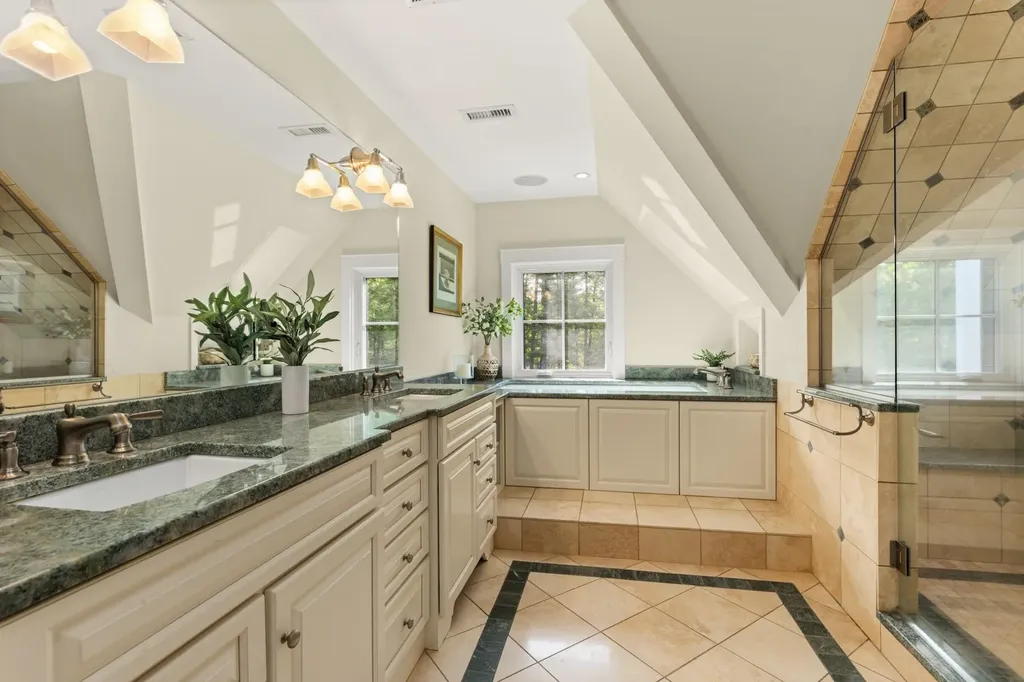 74 Saddle Trail Drive Dover NH 03820