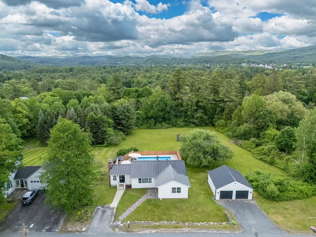 21 Durham Avenue Claremont NH 03743