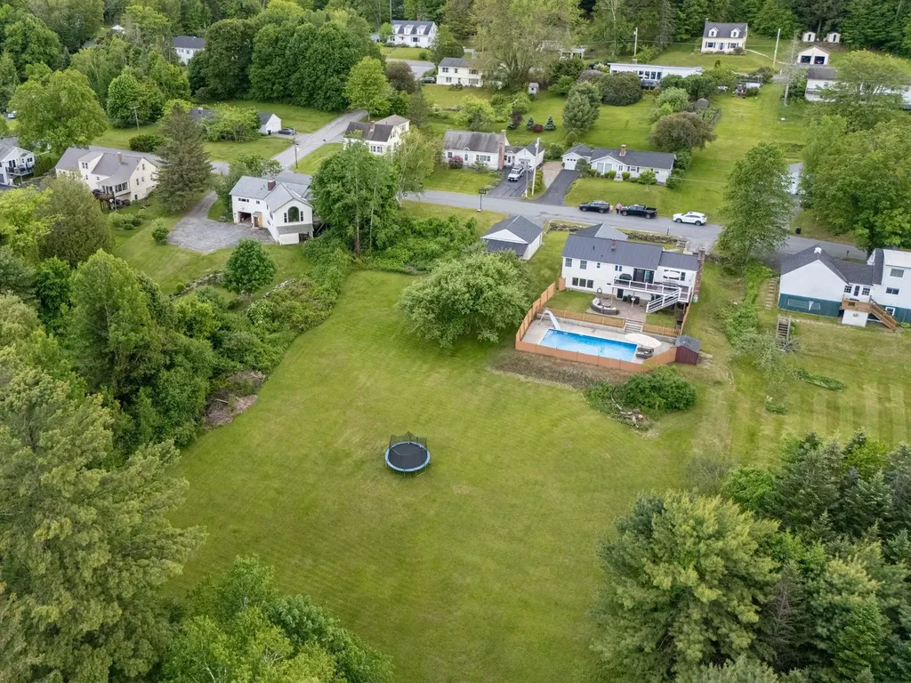 21 Durham Avenue Claremont NH 03743