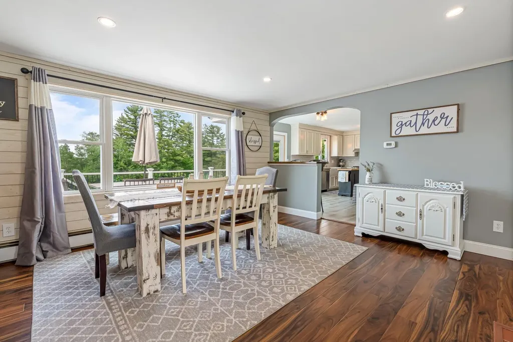 21 Durham Avenue Claremont NH 03743