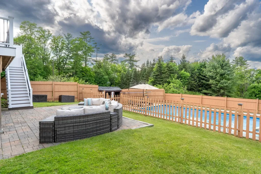 21 Durham Avenue Claremont NH 03743