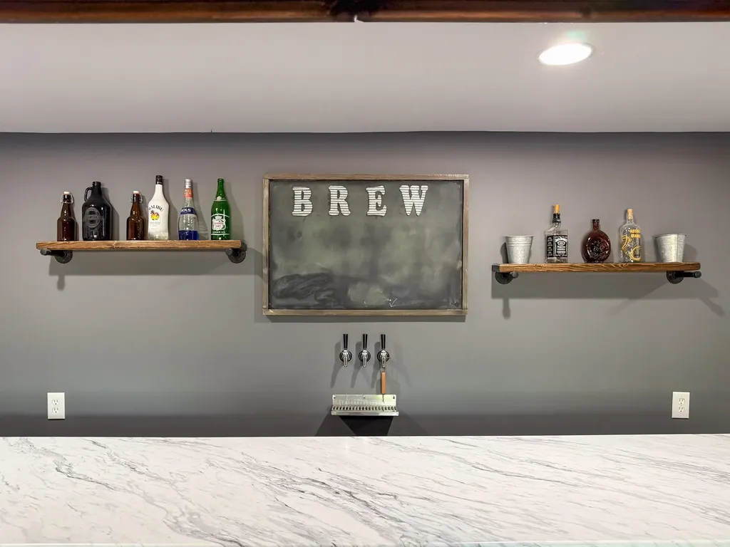 21 Durham Avenue Claremont NH 03743