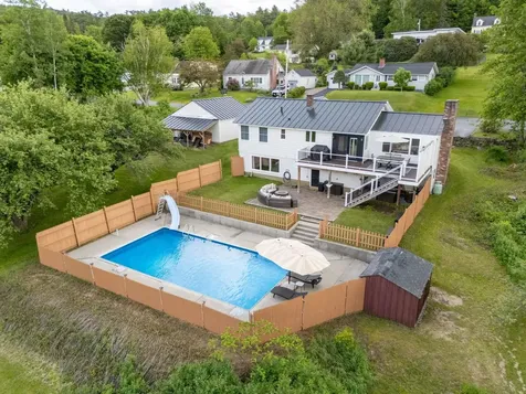 21 Durham Avenue Claremont NH 03743