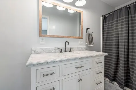 21 Durham Avenue Claremont NH 03743