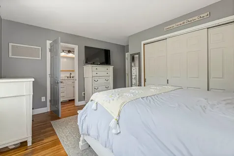 21 Durham Avenue Claremont NH 03743