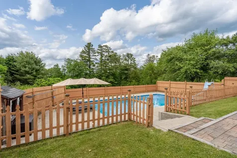 21 Durham Avenue Claremont NH 03743