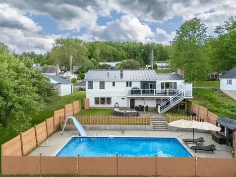 21 Durham Avenue Claremont NH 03743