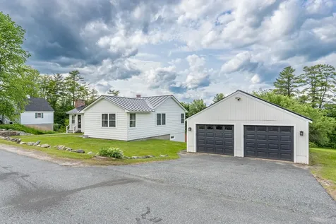 21 Durham Avenue Claremont NH 03743