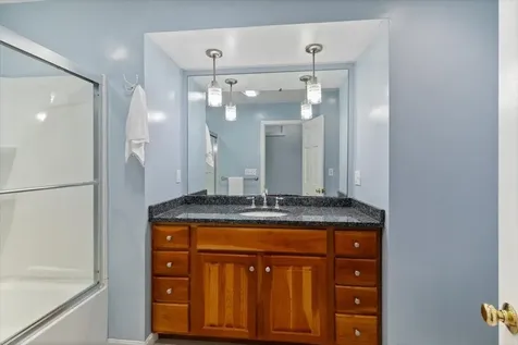 12 Mockingbird Lane Kingston NH 03848