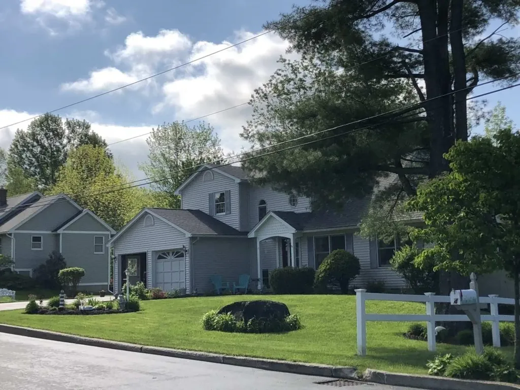 6 Moonbrook Drive Rutland City VT 05701