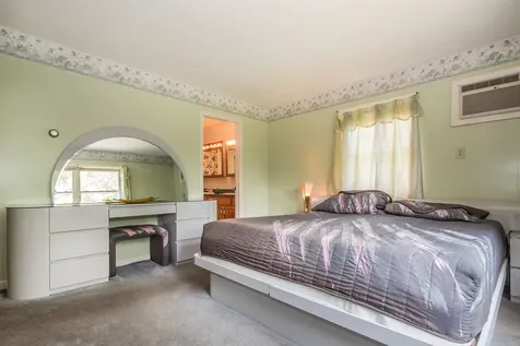 6 Moonbrook Drive Rutland City VT 05701