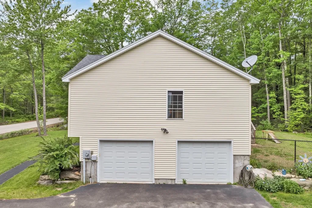 95 Wilson Road Wakefield NH 03872