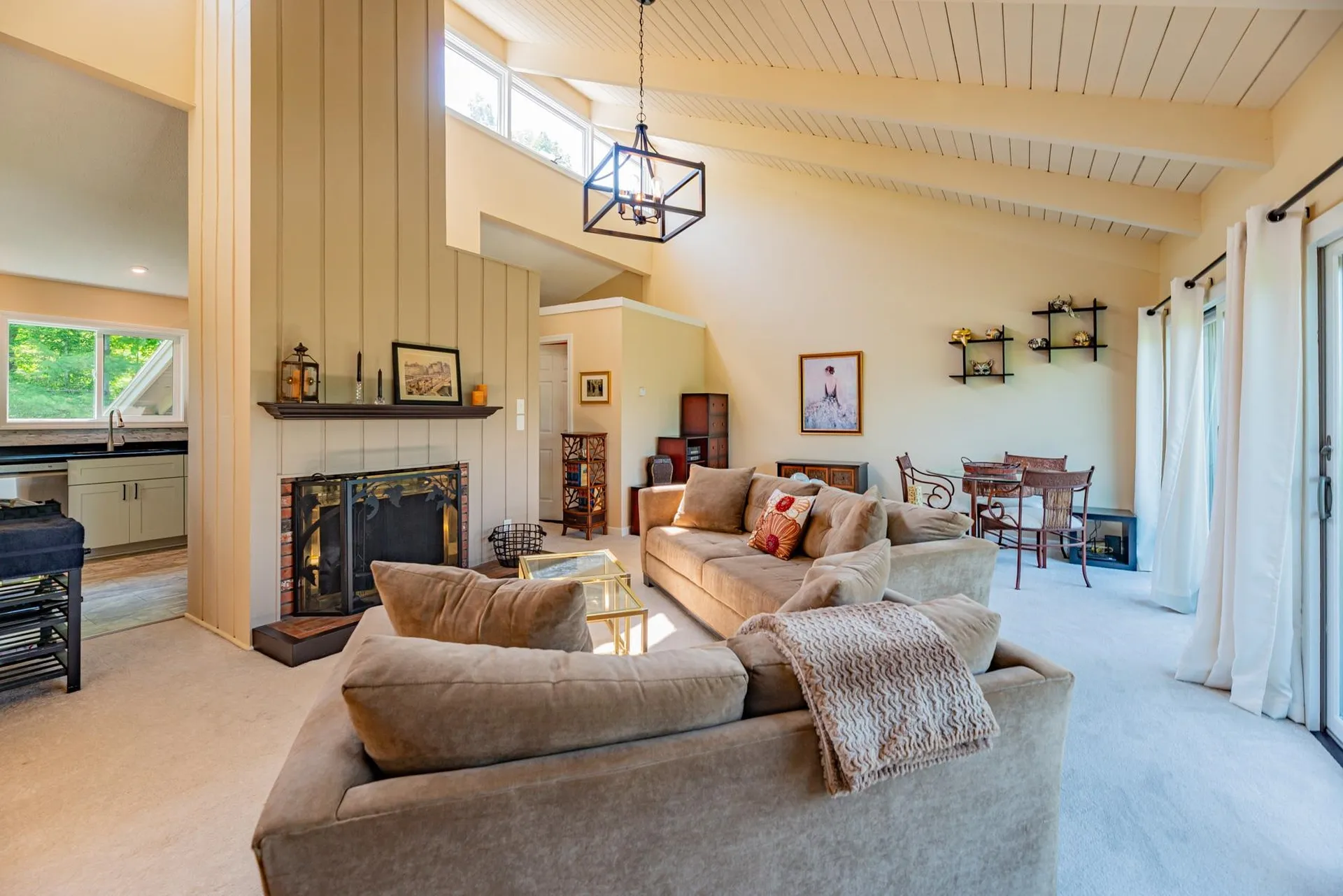 14 Vaughn Farm Road Manchester VT 05255