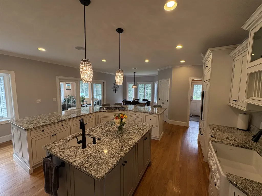 31 Emerson Lane Hollis NH 03049