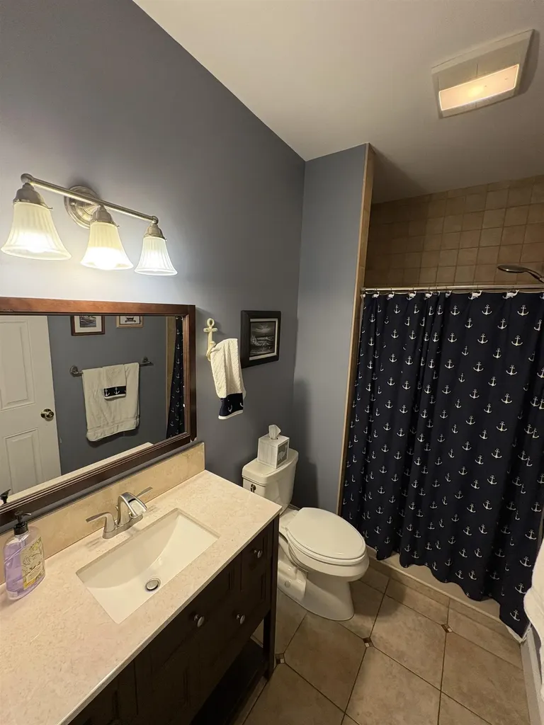 31 Emerson Lane Hollis NH 03049