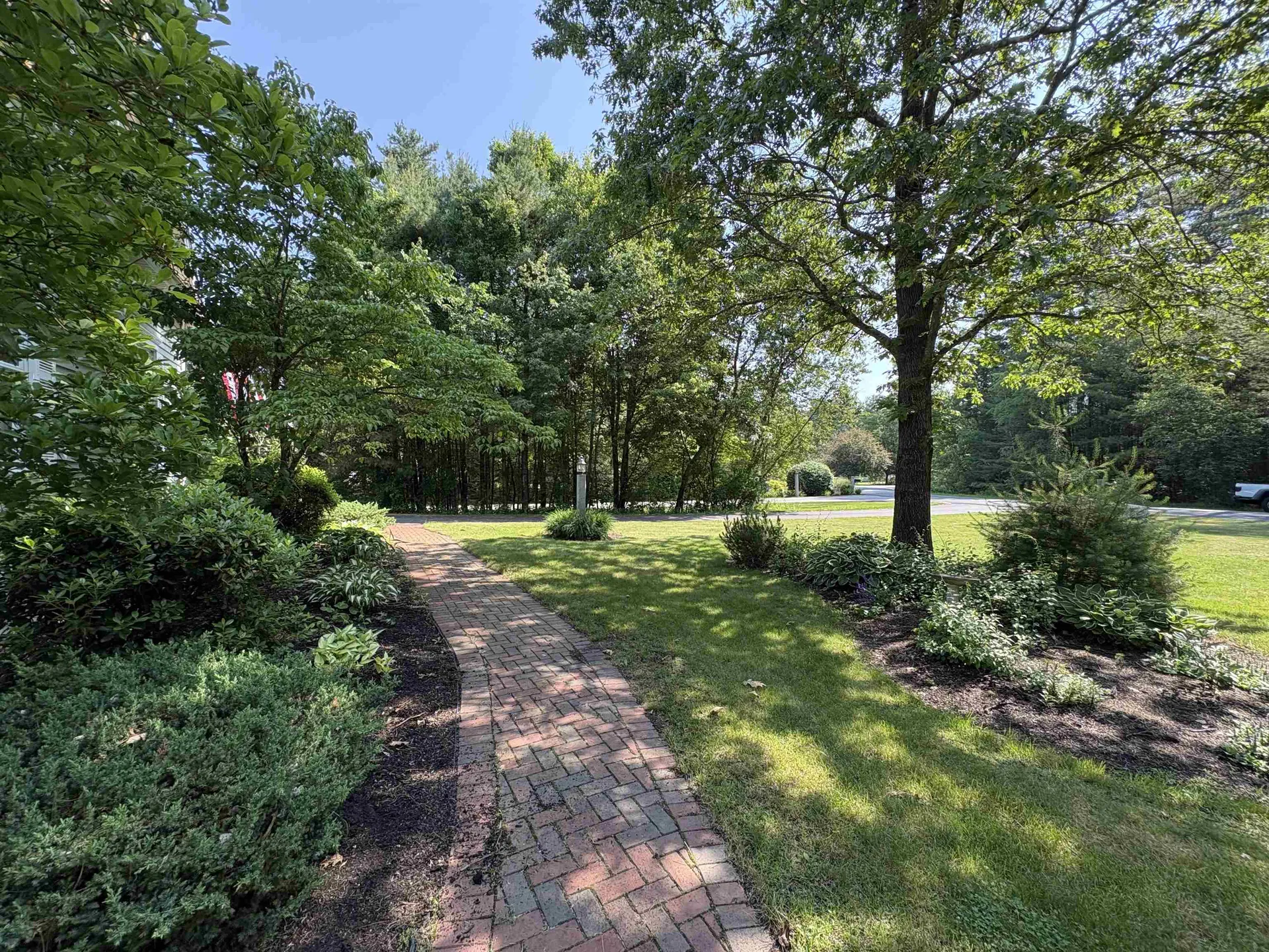 31 Emerson Lane Hollis NH 03049