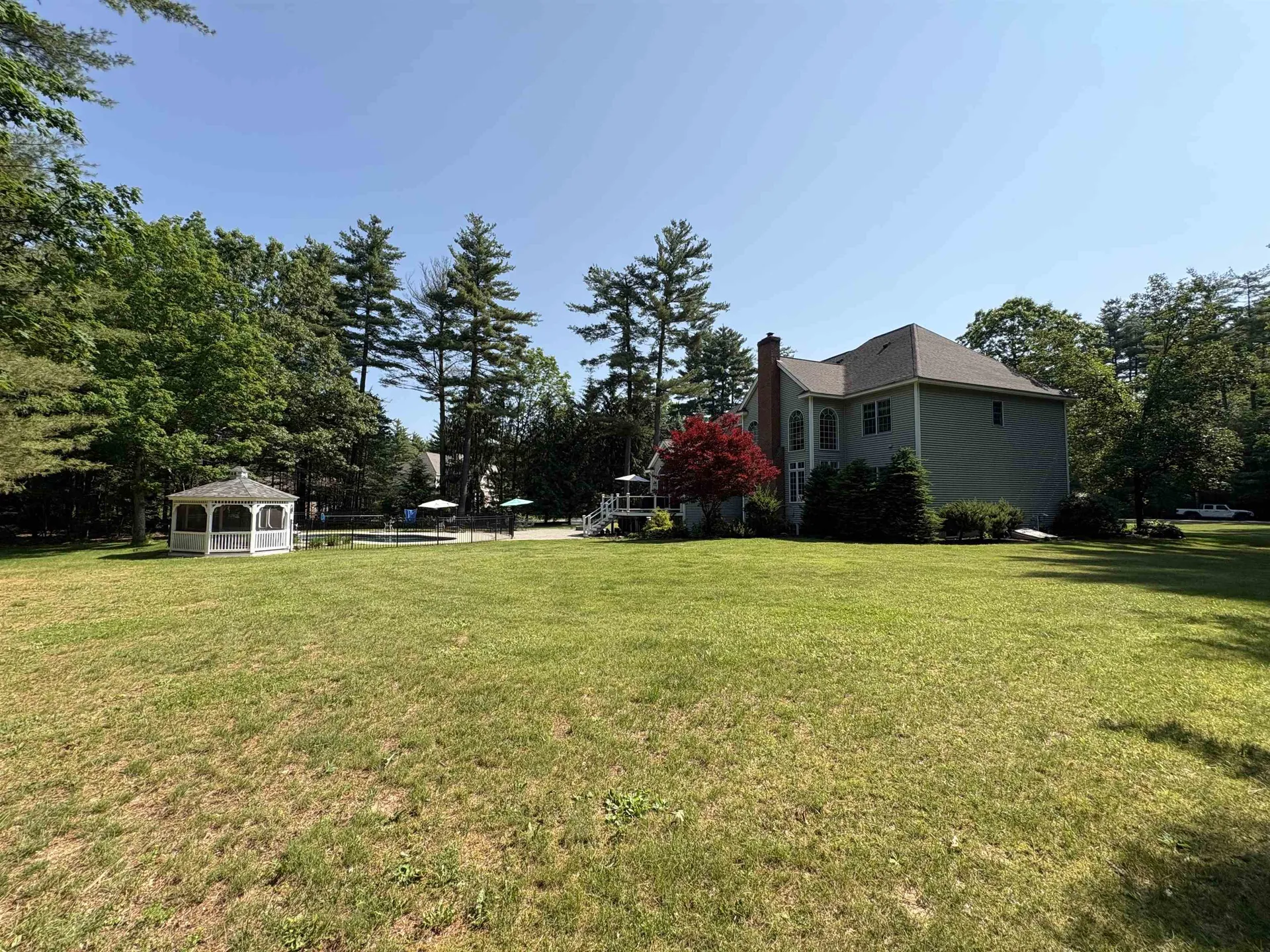 31 Emerson Lane Hollis NH 03049