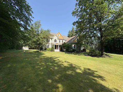 31 Emerson Lane Hollis NH 03049