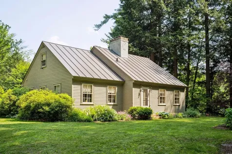 592 Main Street Claremont NH 03743