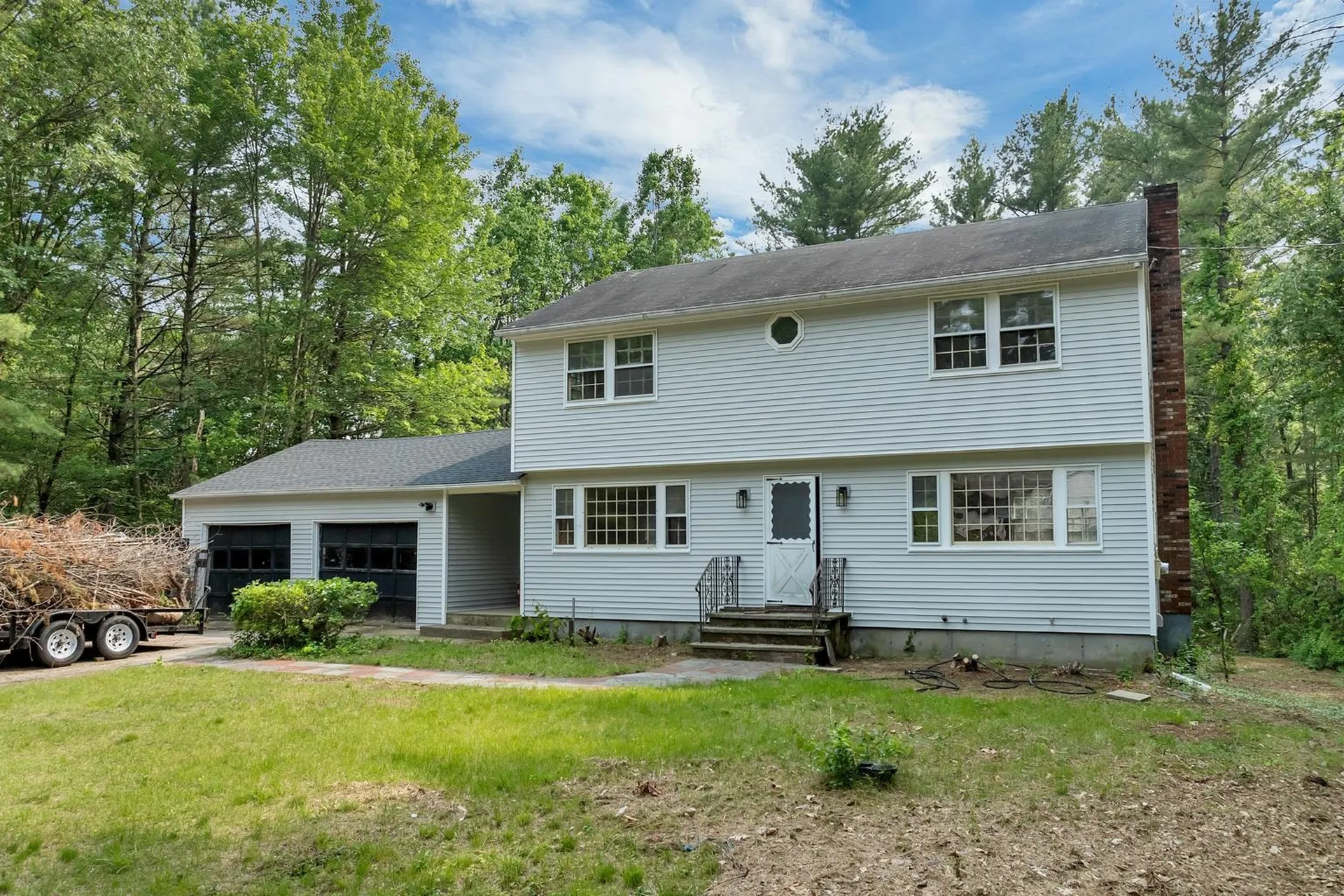 4 Grove Street Londonderry NH 03053