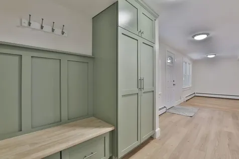 20 Morse Avenue Nashua NH 03060
