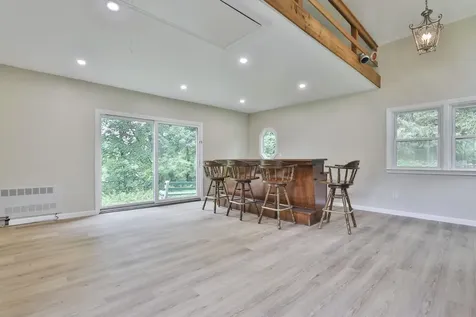 20 Morse Avenue Nashua NH 03060