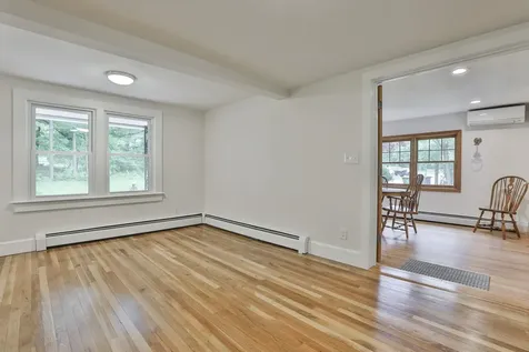 20 Morse Avenue Nashua NH 03060