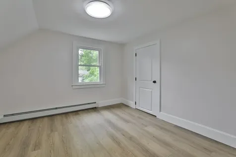 20 Morse Avenue Nashua NH 03060