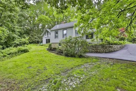 20 Morse Avenue Nashua NH 03060