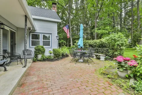 20 Morse Avenue Nashua NH 03060