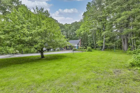 20 Morse Avenue Nashua NH 03060