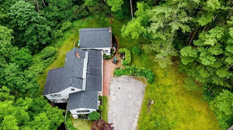 20 Morse Avenue Nashua NH 03060
