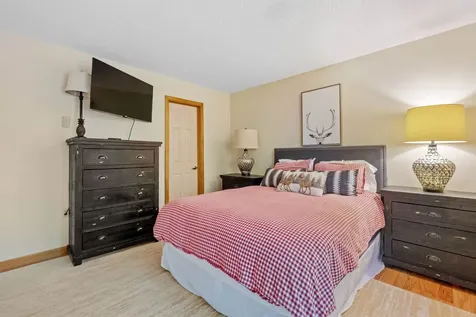 16 Riverfront Drive Woodstock NH 03262