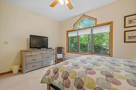 16 Riverfront Drive Woodstock NH 03262