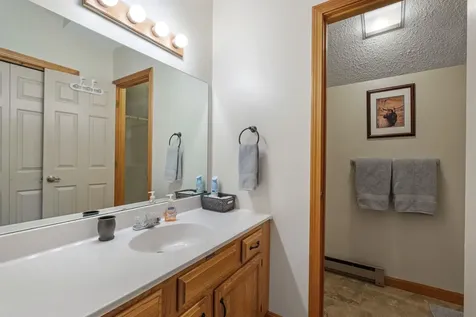 16 Riverfront Drive Woodstock NH 03262