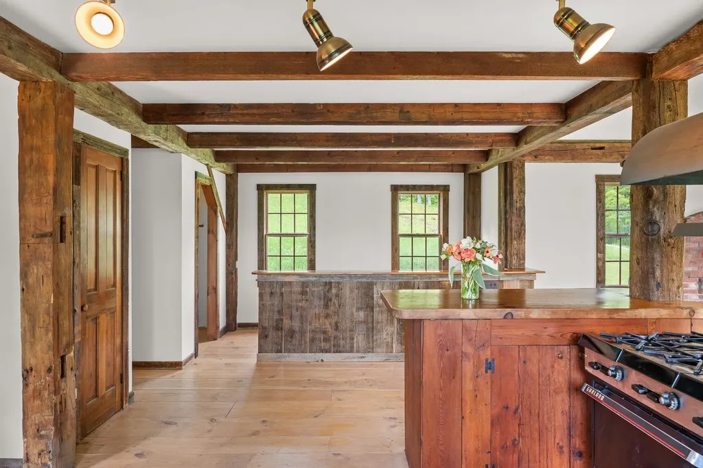 403 Horseshoe Way Woodstock VT 05071