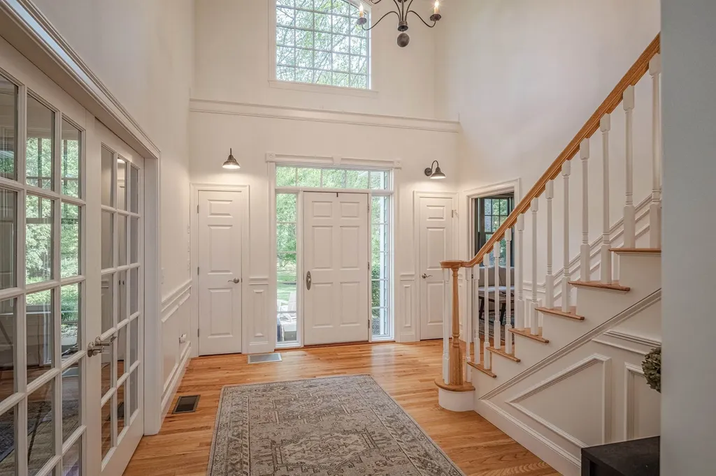 20 Doe Drive Eliot ME 03903