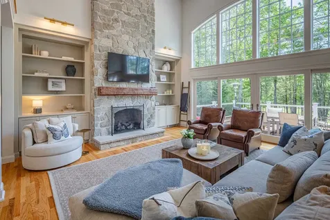 20 Doe Drive Eliot ME 03903