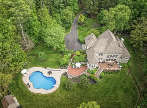 20 Doe Drive Eliot ME 03903