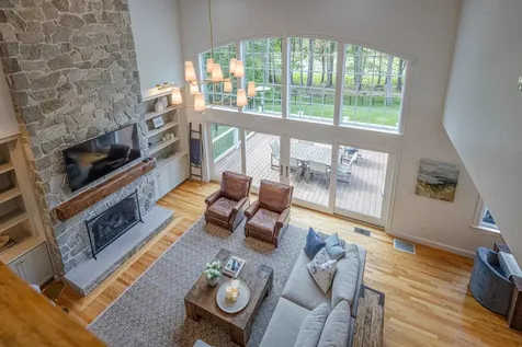 20 Doe Drive Eliot ME 03903