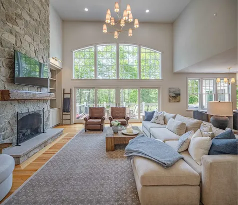 20 Doe Drive Eliot ME 03903