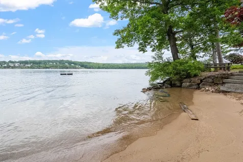 738 Weirs Boulevard Laconia NH 03246