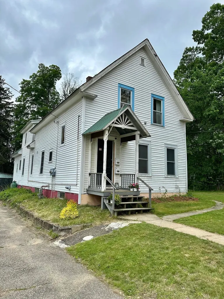 12 Brodeur Street Concord NH 03303