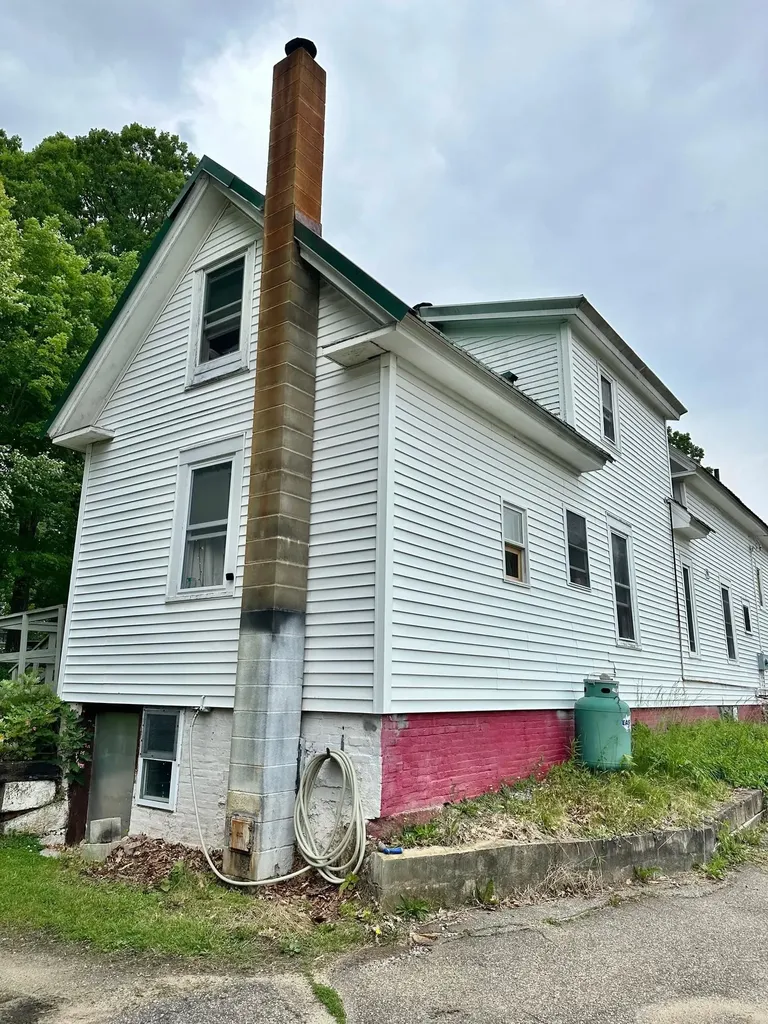 12 Brodeur Street Concord NH 03303