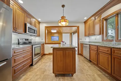 310 Ashland Street Manchester NH 03104